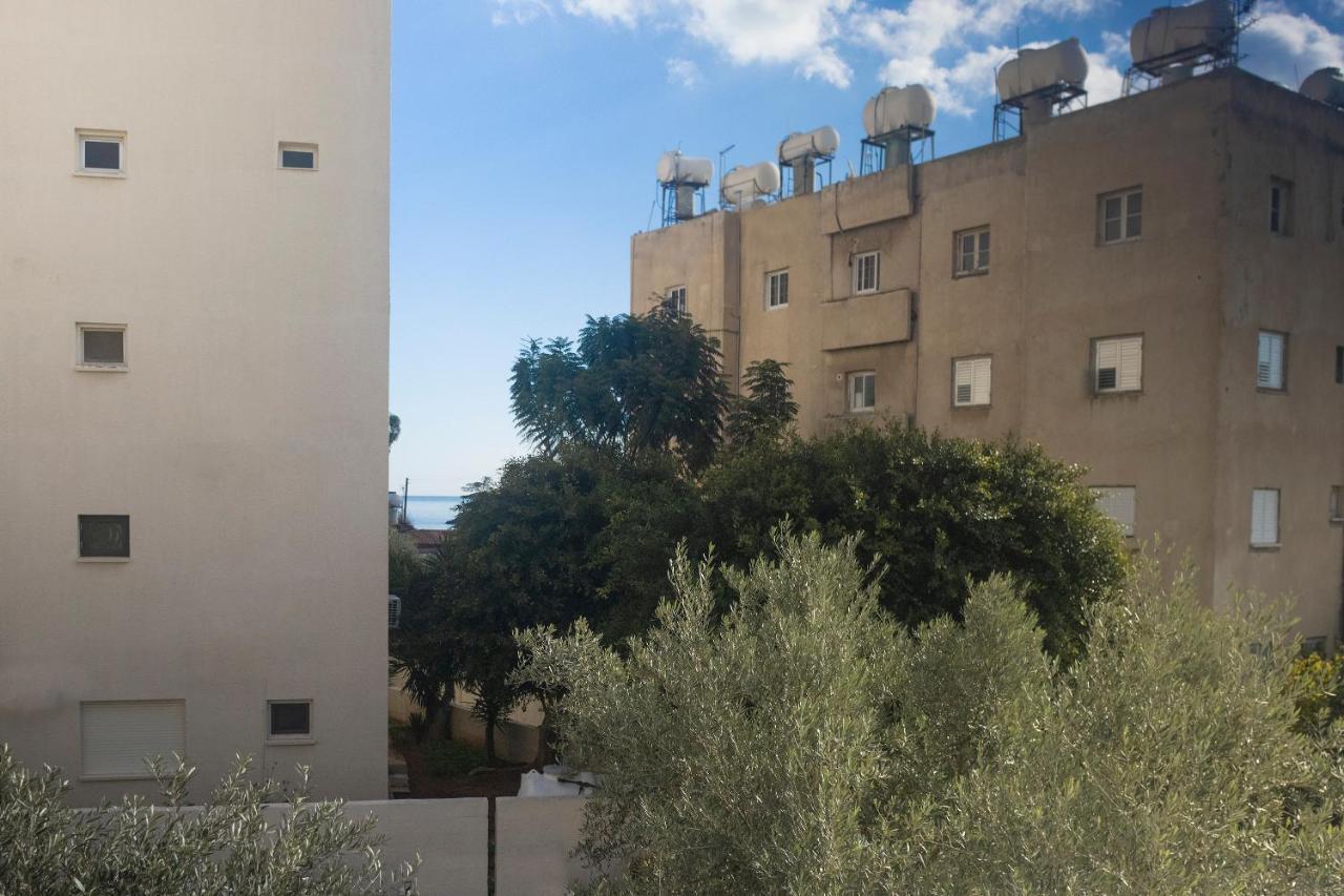 Lovely 2 Bed Apartment In Larnaca City Centre Exterior foto